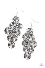 Load image into Gallery viewer, Star Spangled Shine - Silver earring 921
