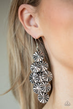 Load image into Gallery viewer, Star Spangled Shine - Silver earring 921
