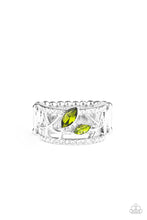 Load image into Gallery viewer, Tilted Twinkle - Green ring 977
