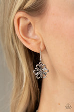 Load image into Gallery viewer, Garden Pixie - Silver necklace 1584
