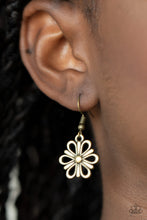 Load image into Gallery viewer, Garden Pixie - Brass necklace 1547
