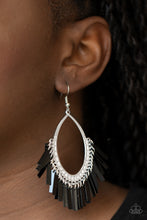 Load image into Gallery viewer, Fine-Tuned Machine - Black earring 1527

