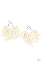 Load image into Gallery viewer, Wanna Piece Of MACRAME? - White earring 1505
