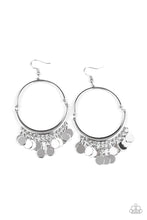 Load image into Gallery viewer, Speed of SPOTLIGHT - Silver earring 1747
