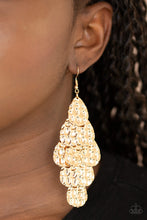 Load image into Gallery viewer, Instant Incandescence - Gold earring 532
