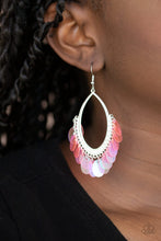 Load image into Gallery viewer, Mermaid Magic - Pink earring 1582
