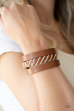 Load image into Gallery viewer, Backroad Bounty - Brown snap bracelet C028
