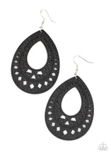Load image into Gallery viewer, Belize Beauty - Black earring 1670
