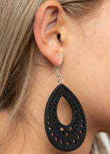Load image into Gallery viewer, Belize Beauty - Black earring 1670
