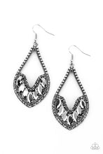 Load image into Gallery viewer, Ethereal Expressions - Silver earring 1653
