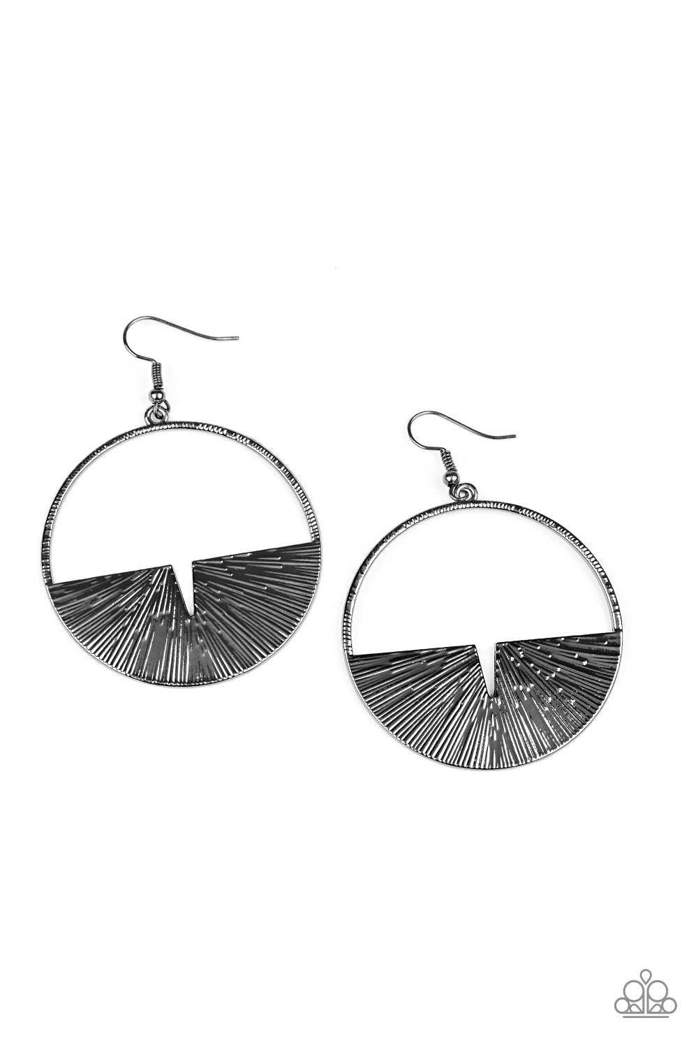 Reimagined Refinement - Black earring 1660