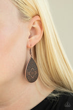 Load image into Gallery viewer, Tribal Takeover - Copper earring 940
