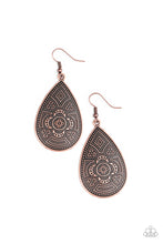 Load image into Gallery viewer, Tribal Takeover - Copper earring 940
