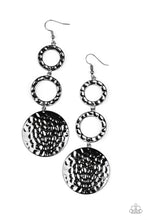 Load image into Gallery viewer, Blooming Baubles - Black earring 1672
