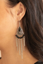 Load image into Gallery viewer, Floating on HEIR - Black earring 1908
