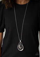 Load image into Gallery viewer, Texture Trekker - Silver necklace 1723
