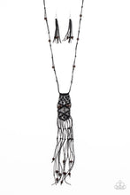 Load image into Gallery viewer, Macrame Majesty - Black necklace 556
