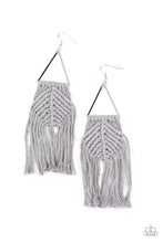 Load image into Gallery viewer, Macrame Jungle - Silver earring 1807
