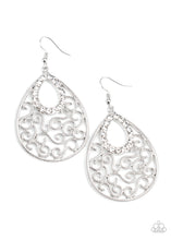 Load image into Gallery viewer, Seize The Stage - White earring 940

