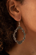 Load image into Gallery viewer, Sparkly Status - Silver earring F017
