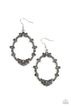 Load image into Gallery viewer, Sparkly Status - Silver earring F017
