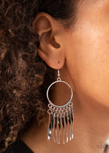 Load image into Gallery viewer, Let GRIT Be! - Silver earring 1674
