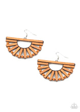 Load image into Gallery viewer, Wooden Wonderland - Brown earring E068
