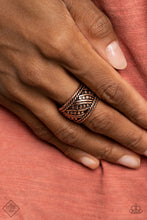 Load image into Gallery viewer, Slanted Shimmer copper ring F025
