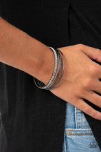 Load image into Gallery viewer, Heap It On - Black bracelet 1594
