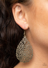 Load image into Gallery viewer, Napa Valley Vintage - Brass earring F053
