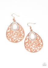 Load image into Gallery viewer, Seize The Stage - Copper earring 938
