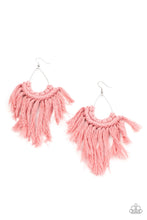 Load image into Gallery viewer, Wanna Piece Of MACRAME? - Pink earring 1570
