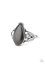 Load image into Gallery viewer, Blooming Oasis - Black cuff bracelet 1921
