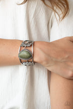 Load image into Gallery viewer, Sahara Seasons - Green cuff bracelet 1740
