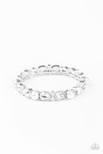 Load image into Gallery viewer, Frosted Finery - White bracelet 1883
