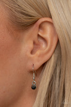 Load image into Gallery viewer, Timelessly Tilted - Green necklace 1962
