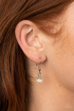 Load image into Gallery viewer, Ethereal Escape - White necklace 1911
