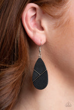 Load image into Gallery viewer, Sequoia Forest - Black earring 1563
