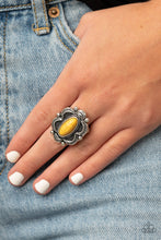 Load image into Gallery viewer, Sage Garden - Yellow ring F043

