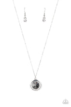 Load image into Gallery viewer, Trademark Twinkle - Silver necklace 1654
