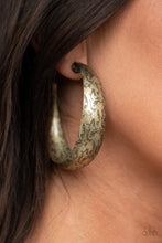 Load image into Gallery viewer, Sahara Sandstorm - Brass hoop earring 2221
