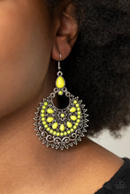 Load image into Gallery viewer, Laguna Leisure - Yellow earring 1924
