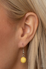 Load image into Gallery viewer, Chasing Dreams - Yellow necklace 1661
