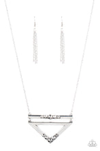 Load image into Gallery viewer, Triangulated Twinkle - Silver necklace 524
