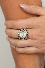 Load image into Gallery viewer, Straight To The POP! - White ring 1918
