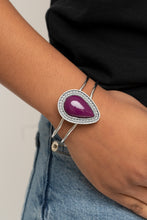 Load image into Gallery viewer, Over The Top Pop - Purple hinge bracelet F034

