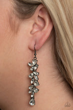 Load image into Gallery viewer, Unlimited Luster - Black earring F044
