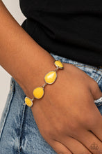 Load image into Gallery viewer, REIGNy Days - Yellow bracelet 1930
