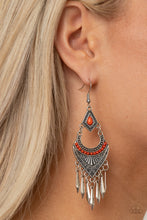 Load image into Gallery viewer, Trailblazer Beam - Orange earring F042
