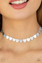 Load image into Gallery viewer, Playing HEART To Get - Silver choker necklace 1927
